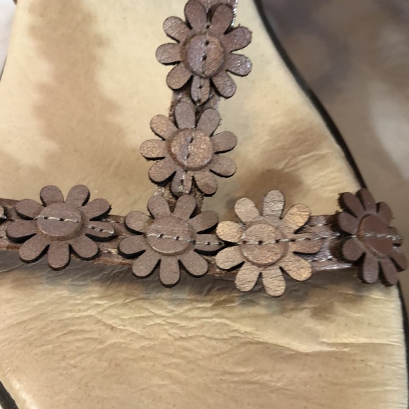 Jambu Lavender pearl sandals - Picture 2 of 10